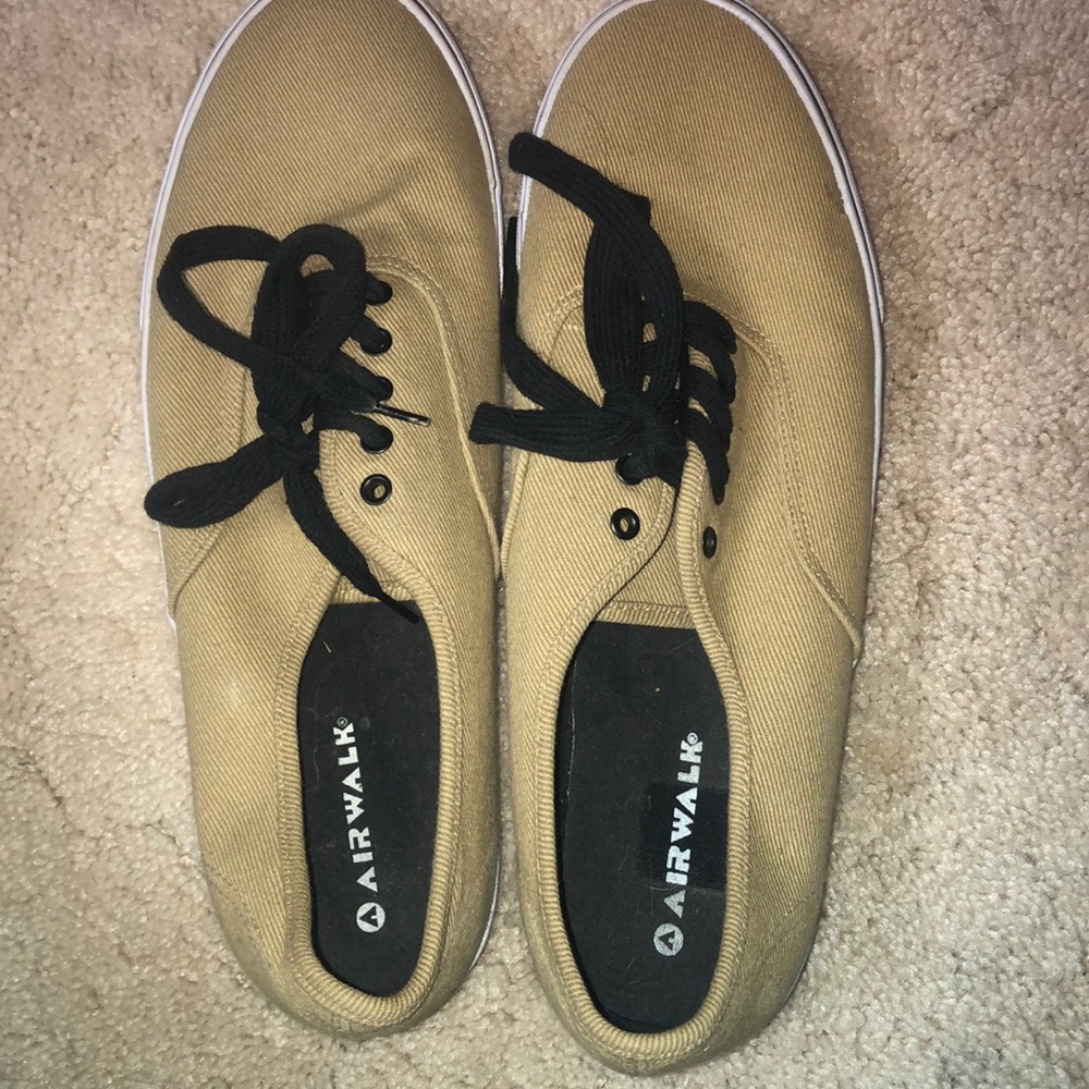 Airwalk shoes